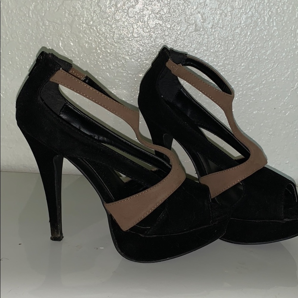 Velvet Black and Tan heels